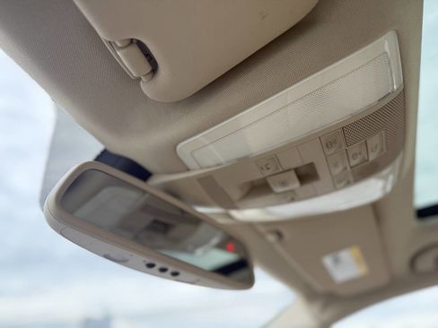 Used 2013 Mercedes-Benz C 300 4MATIC Sedan image 27