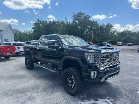 Used 2020 GMC Sierra 3500 Denali w/ Denali Ultimate Package AWD/4WD image 7