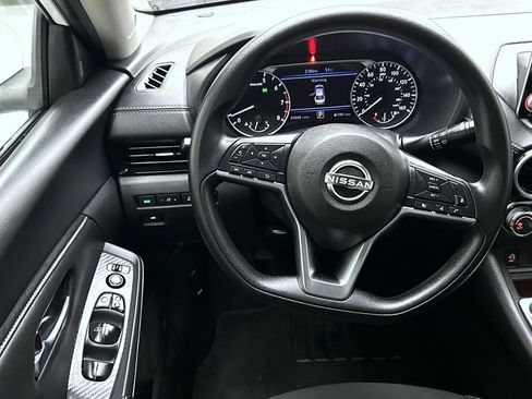 Used 2024 Nissan Sentra SV image 12