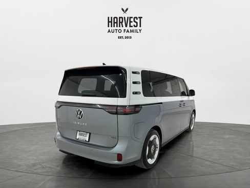 Used 2025 Volkswagen ID. Buzz 1st Edition image 6