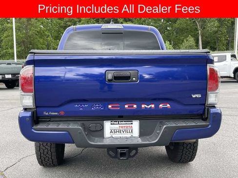 Used 2023 Toyota Tacoma TRD Sport w/ Technology Package AWD/4WD image 4