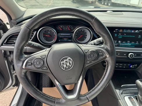Certified 2018 Buick Regal Essence w/ Driver Confidence Package #1 AWD/4WD image 12