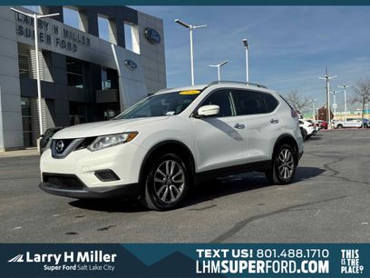 Used 2014 Nissan Rogue SV