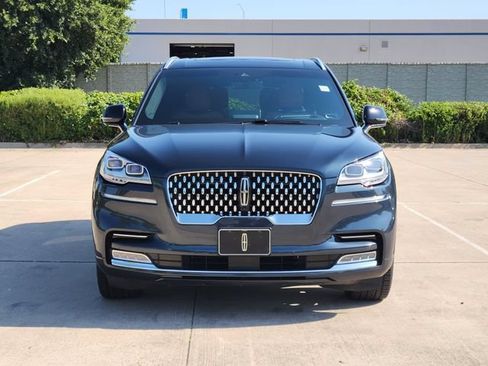 Used 2023 Lincoln Aviator Black Label w/ Class IV Trailer Tow Package AWD/4WD image 2