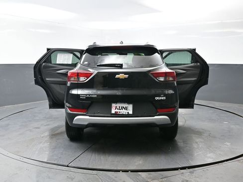 Used 2025 Chevrolet TrailBlazer LT w/ Driver Confidence Package image 60