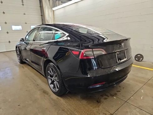 Used 2018 Tesla Model 3 Long Range image 3