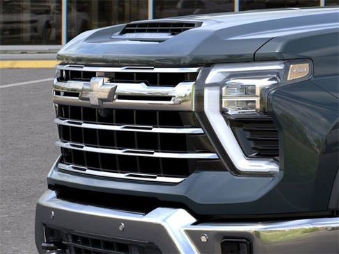New 2026 Chevrolet Silverado 2500 LTZ image 14