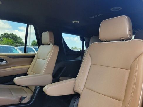 Used 2024 Chevrolet Tahoe Premier RWD image 27