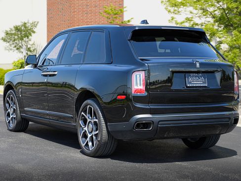 Used 2023 Rolls-Royce Cullinan Black Badge w/ Driver's Package AWD/4WD image 8