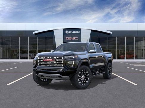 New 2026 GMC Canyon Denali image 8
