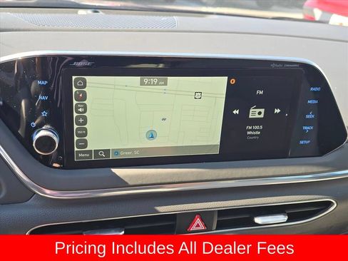 Used 2023 Hyundai Sonata Limited w/ Preferred Accessory Package FWD image 8