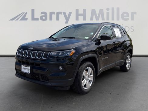 Used 2022 Jeep Compass Latitude AWD/4WD image 1