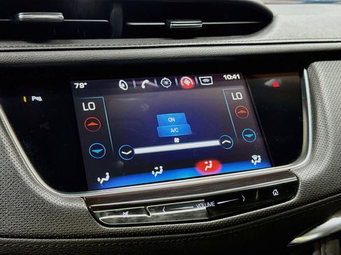 Used 2019 Cadillac XT5 Luxury AWD/4WD image 19