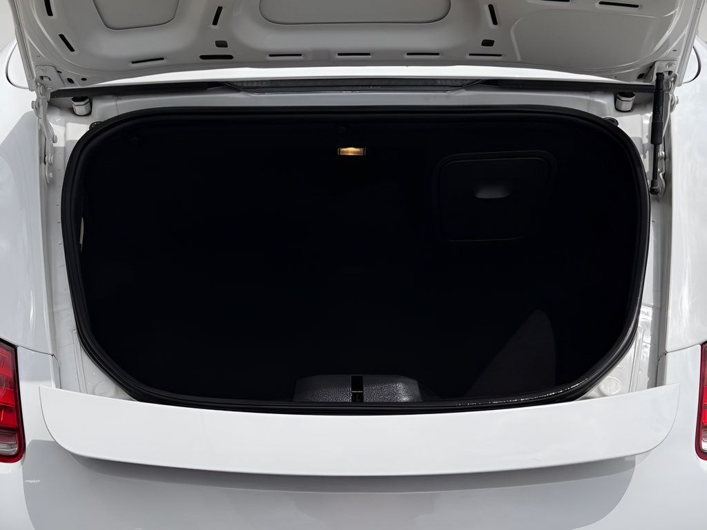Used 2011 Porsche Boxster RWD image 19