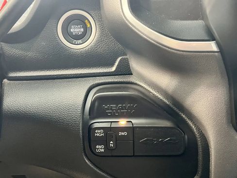 Used 2023 RAM 2500 Big Horn AWD/4WD image 40