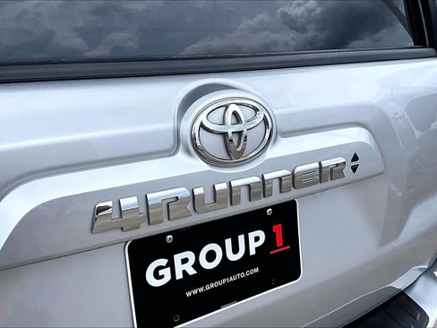 Used 2023 Toyota 4Runner SR5 Premium w/ Moonroof Package RWD image 60