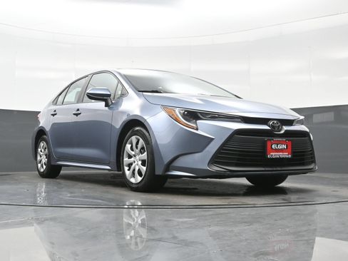 Used 2024 Toyota Corolla LE FWD image 24
