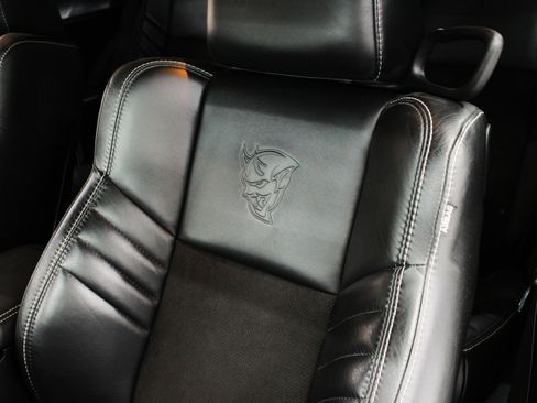 Used 2018 Dodge Challenger SRT Demon w/ Leather Front Seat Group RWD image 5
