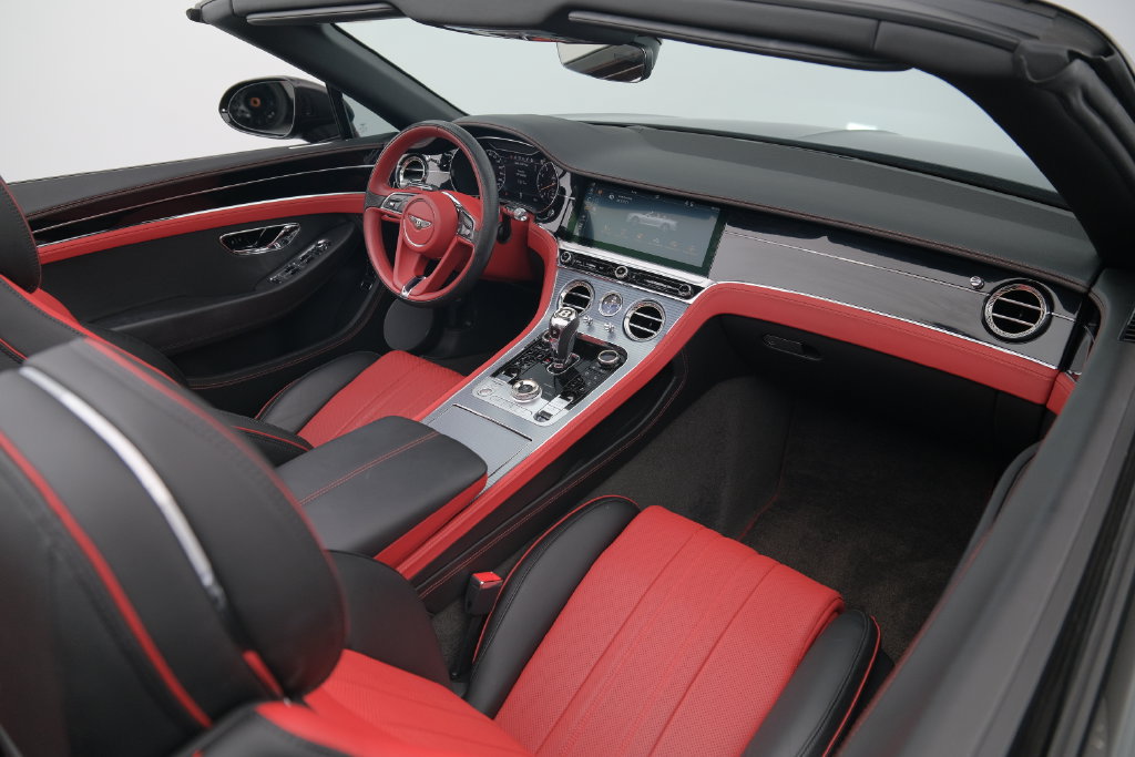 Used 2020 Bentley Continental GT AWD/4WD image 34