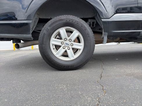 Used 2021 Ford F150 XLT image 9