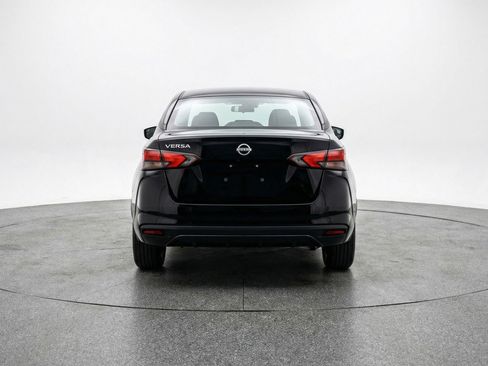 Used 2025 Nissan Versa SV image 7