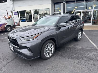 Used 2022 Toyota Highlander Limited