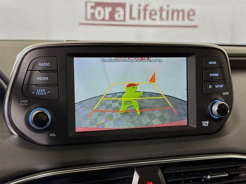 Used 2020 Hyundai Santa Fe SEL w/ Convenience Package image 5