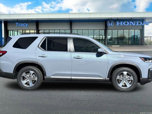 New 2026 Honda Pilot EX-L image 3