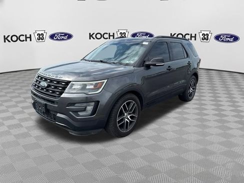 Used 2016 Ford Explorer Sport w/ Equipment Group 401A AWD/4WD image 3
