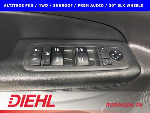 Used 2018 Jeep Grand Cherokee Altitude image 21