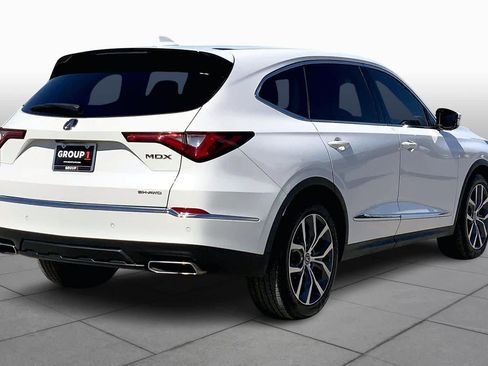 Used 2023 Acura MDX SH-AWD w/ Technology Package image 13