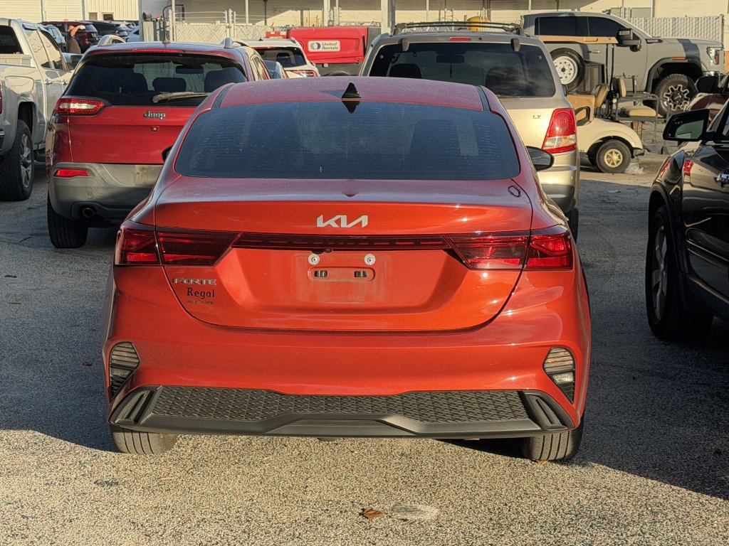 Certified 2023 Kia Forte LXS FWD image 4