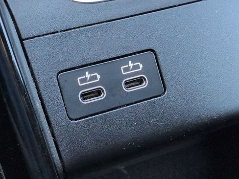 Used 2025 BMW X1 xDrive28i w/ Convenience Package image 32