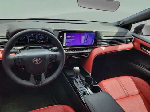 Used 2025 Toyota Camry XSE w/ Premium Plus Package image 20