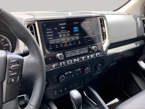 Used 2026 Nissan Frontier SV w/ All-Weather Content Package AWD/4WD image 7