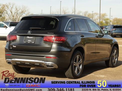 Used 2021 Mercedes-Benz GLC 300 4MATIC image 7