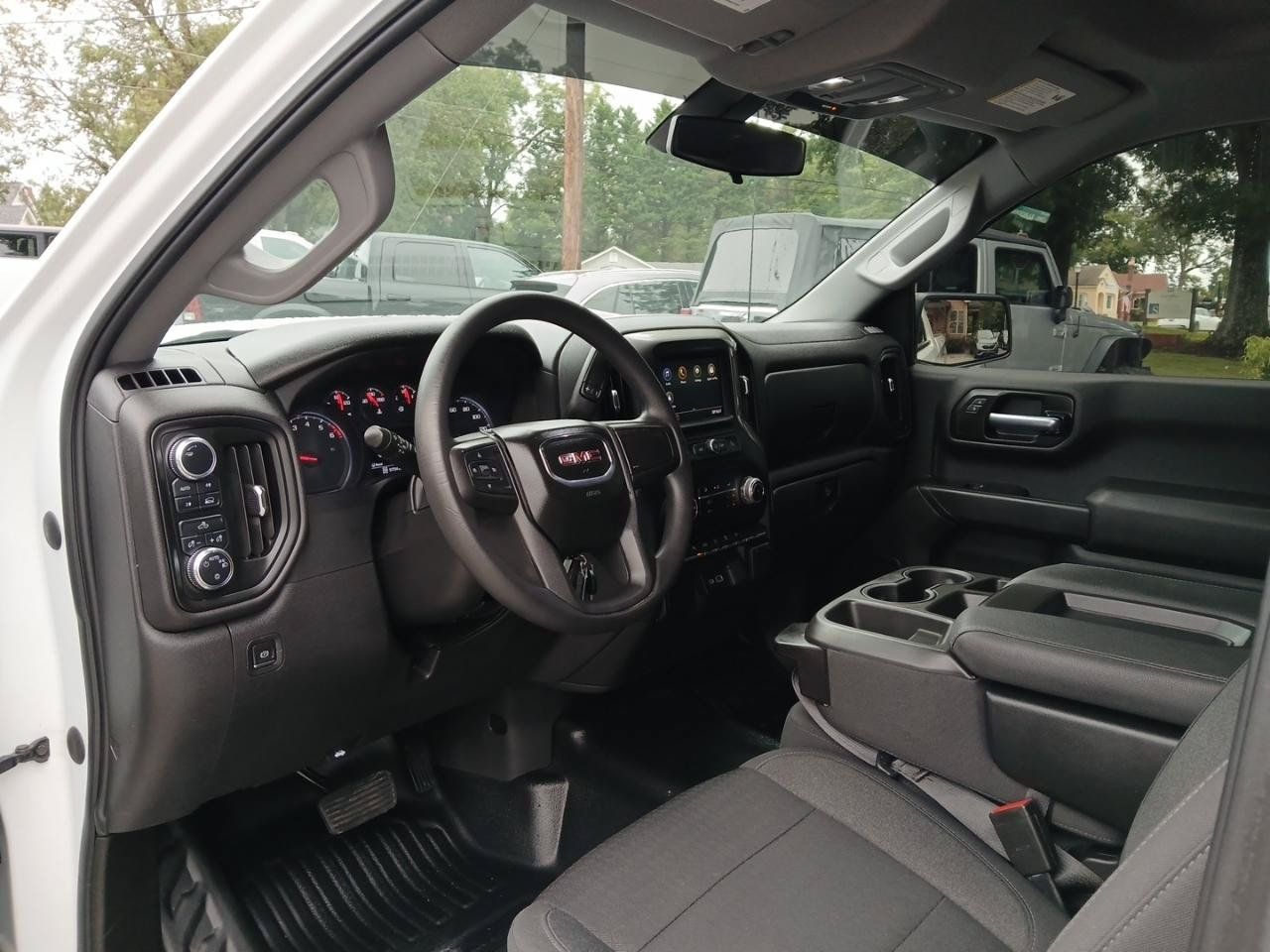 Used 2022 GMC Sierra 1500 Pro w/ Convenience Package AWD/4WD image 12