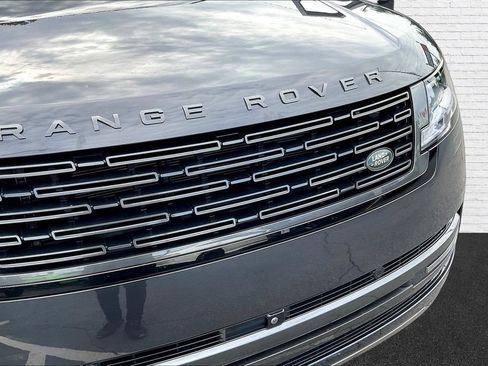 Used 2023 Land Rover Range Rover SE AWD/4WD image 32