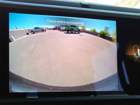 Used 2024 Jeep Wrangler Sport S image 26