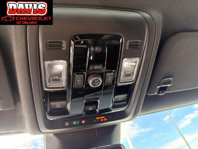 New 2027 Chevrolet Suburban Z71 w/ Comfort Package AWD/4WD image 17