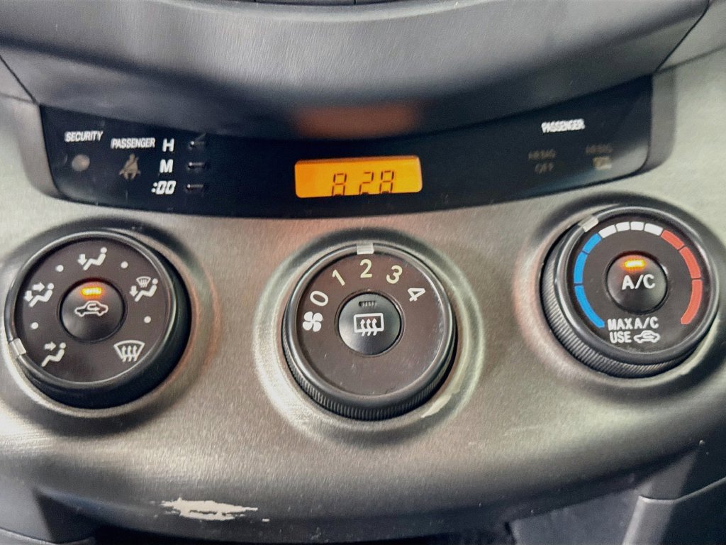 Used 2011 Toyota RAV4 2WD w/ Upgrade Value Pkg image 18