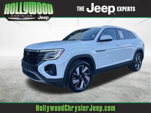 Used 2024 Volkswagen Atlas Cross Sport SE image 1