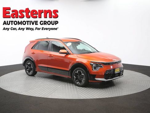 Used 2023 Kia Niro Wind w/ Wind Preserve Package FWD image 48
