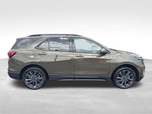 Used 2024 Chevrolet Equinox RS w/ RS Leather Package AWD/4WD image 8
