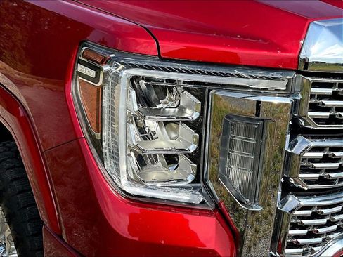 Used 2021 GMC Sierra 2500 Denali w/ Denali Ultimate Package AWD/4WD image 33