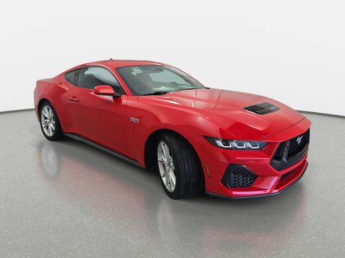 Used 2024 Ford Mustang GT Premium image 3