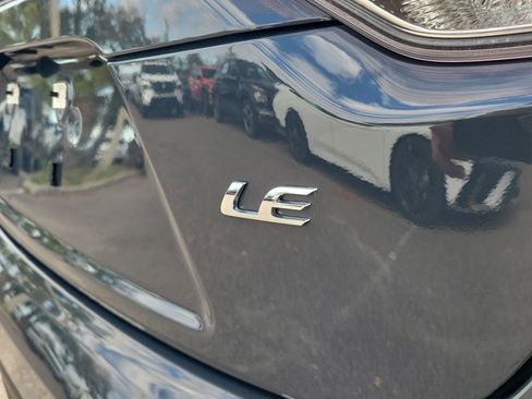 Used 2024 Toyota Corolla LE image 9