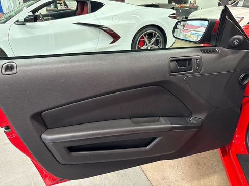 Used 2014 Ford Mustang GT w/ Equipment Group 301A image 40