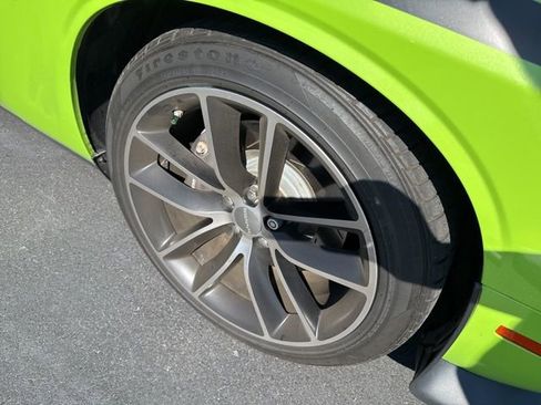 Used 2015 Dodge Challenger R/T Scat Pack w/ Leather Interior Group image 14