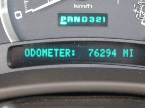 Used 2005 Cadillac Escalade AWD image 35